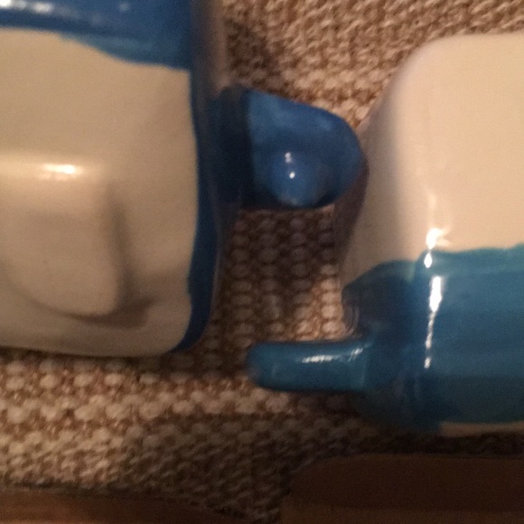 Cute RV and trailer planter for succulents or just put trinket or keys. - Picture 5 of 9